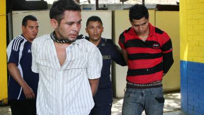 Arnol Pineda y Jeferson Orellana fueron identificados por ofendidos que aseguran que ya han sido asaltados por ellos.